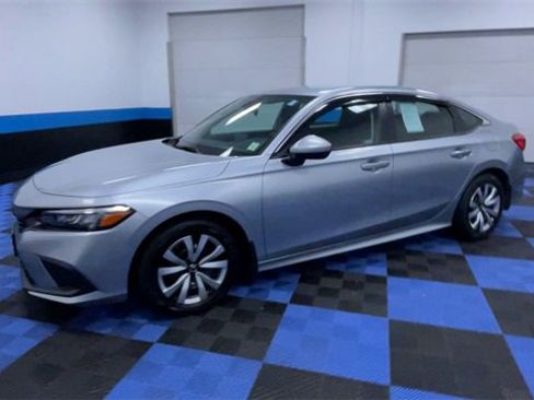 Certified 2022 Honda Civic LX image 4