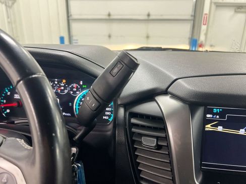 Used 2017 Chevrolet Tahoe LT image 18