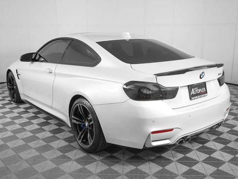 Used 2018 BMW M4 Coupe RWD image 6