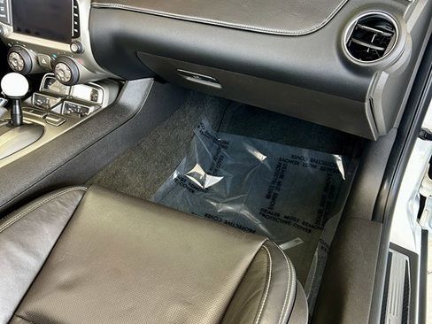 Used 2013 Chevrolet Camaro SS RWD image 12