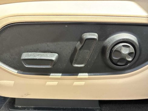 Used 2022 Jeep Grand Cherokee L Limited w/ Luxury Tech Group II AWD/4WD image 14