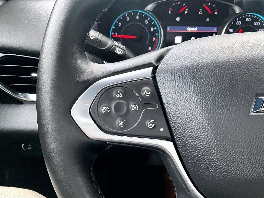 Used 2023 Chevrolet Traverse RS AWD/4WD image 24