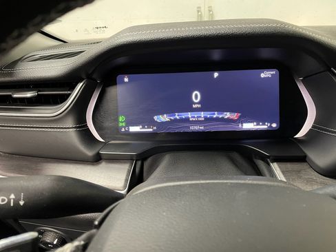 Used 2023 Jeep Grand Cherokee Limited image 26