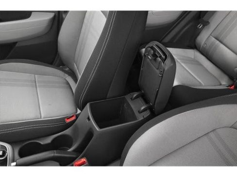Used 2025 Hyundai Venue SEL FWD image 16