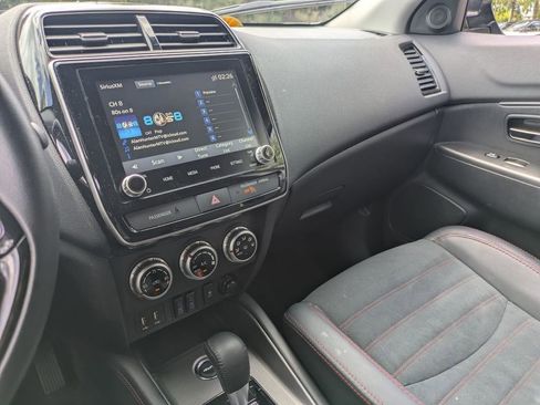 Used 2025 Mitsubishi Outlander Sport SE AWD/4WD image 20