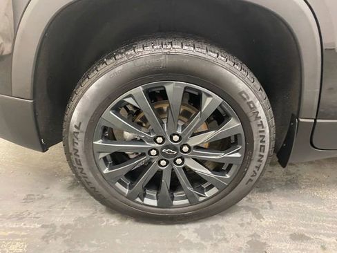 Used 2023 Chevrolet Traverse RS AWD/4WD image 35