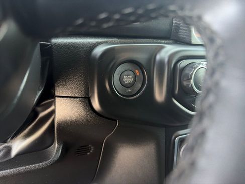 Used 2022 Jeep Wrangler Unlimited Sport AWD/4WD image 10