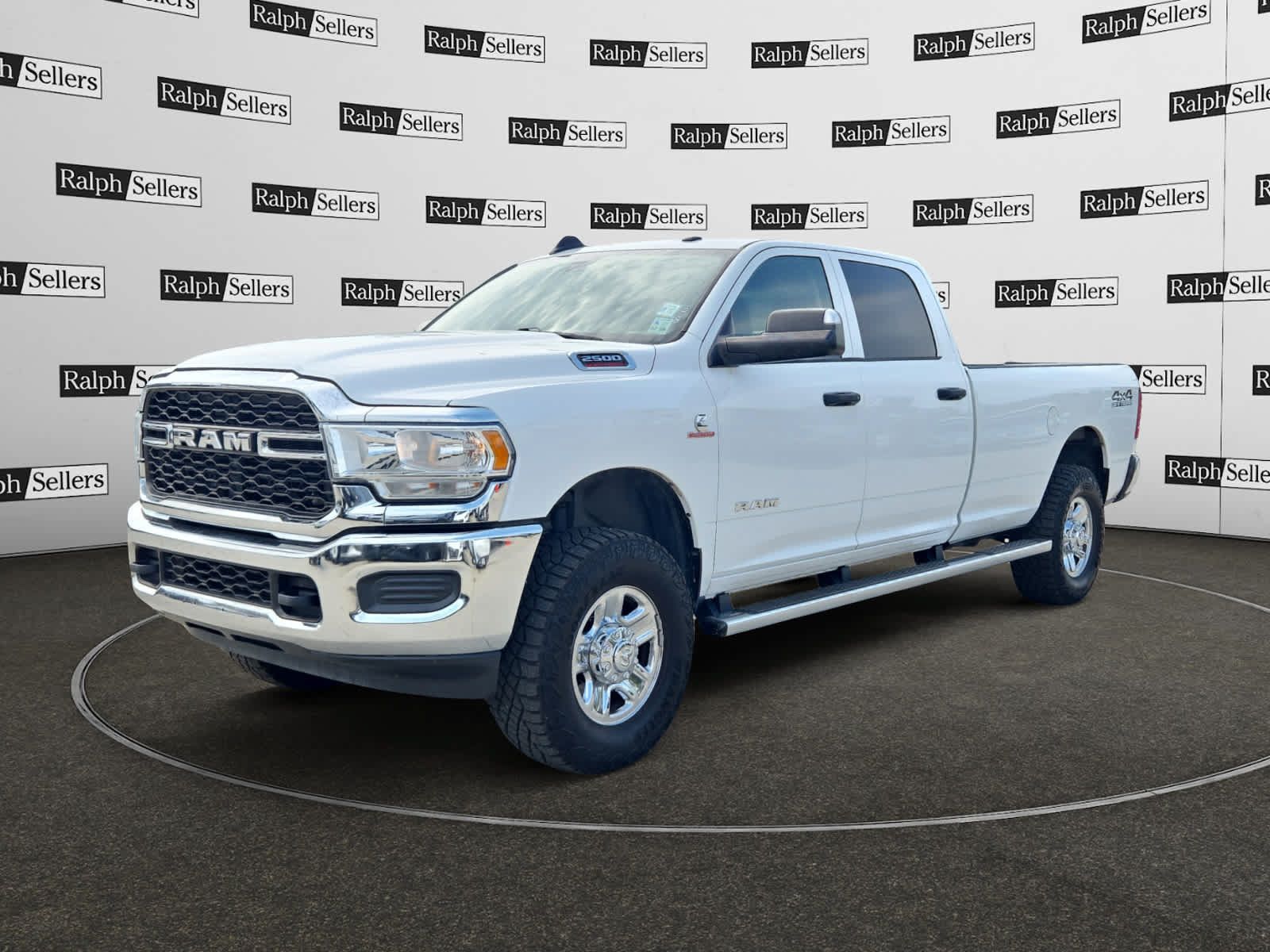 Used 2020 RAM 2500 Tradesman w/ Chrome Appearance Group AWD/4WD image 2