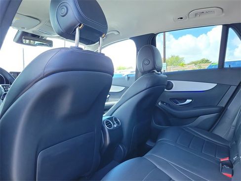 Used 2022 Mercedes-Benz GLC 300 w/ Premium Package Lite image 12
