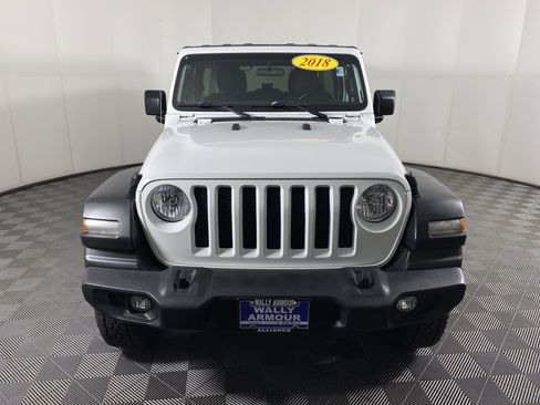 Used 2018 Jeep Wrangler Unlimited Sport S image 12