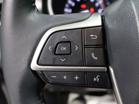 Certified 2022 Toyota Highlander XLE image 31