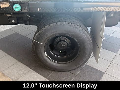 New 2025 RAM 3500 Tradesman AWD/4WD image 32