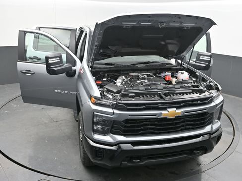 New 2026 Chevrolet Silverado 2500 Custom w/ Custom Value Package AWD/4WD image 39
