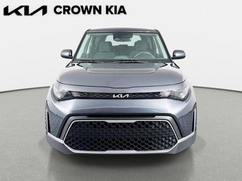 Certified 2025 Kia Soul LX w/ LX Technology Package FWD image 2