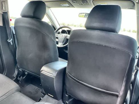 Used 2013 MAZDA MAZDA3 i SV FWD image 13