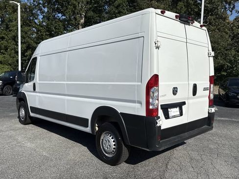 Used 2025 RAM ProMaster 3500 w/ Convenience Group FWD image 17