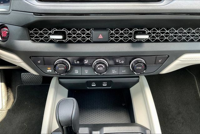 Certified 2025 Honda Accord SE image 17