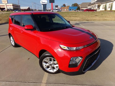 Used 2021 Kia Soul S image 12