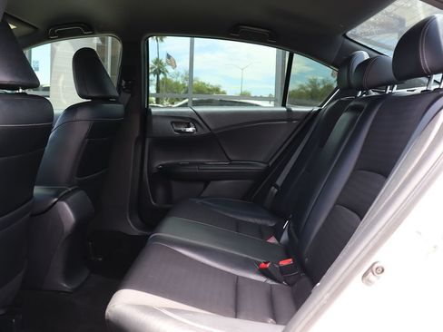 Used 2016 Honda Accord Sport image 30