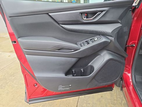 Certified 2025 Subaru Ascent Premium w/ Premium Package image 12