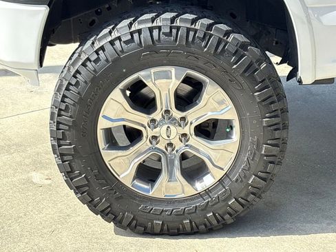 Used 2019 Ford F150 XLT w/ Equipment Group 302A Luxury image 13