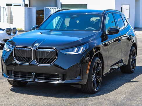 New 2026 BMW X3 xDrive30 w/ M Sport Package AWD/4WD image 3