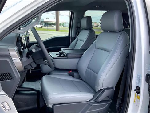 Certified 2025 Ford F150 XL w/ Equipment Group 103A High image 7