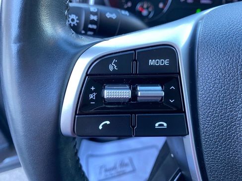 Used 2020 Kia Sorento LX w/ LX I4 Convenience Package image 18
