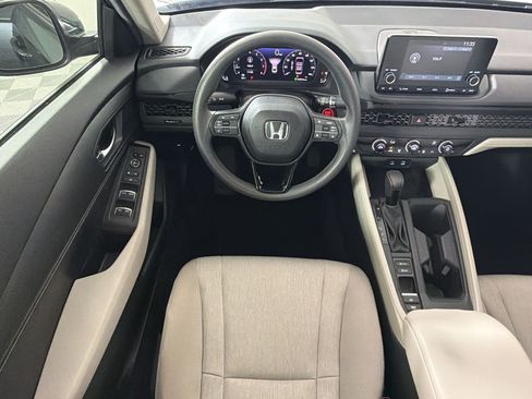 Used 2025 Honda Accord LX image 29