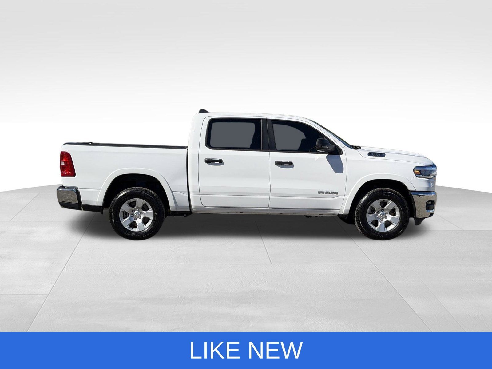 Used 2025 RAM 1500 Big Horn AWD/4WD image 11