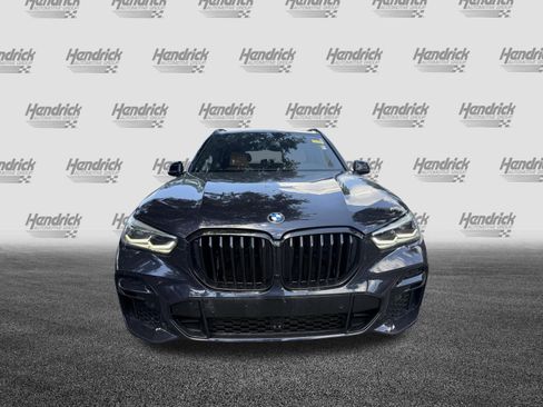 Used 2022 BMW X5 M50i AWD/4WD image 3
