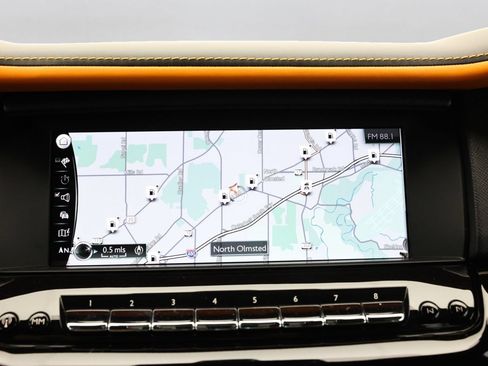 Certified 2023 Rolls-Royce Cullinan w/ Cullinan Package AWD/4WD image 31