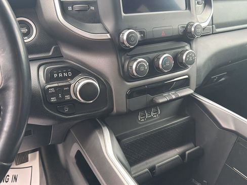 Used 2022 RAM 1500 Big Horn AWD/4WD image 16