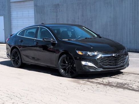 Used 2021 Chevrolet Malibu LT image 11