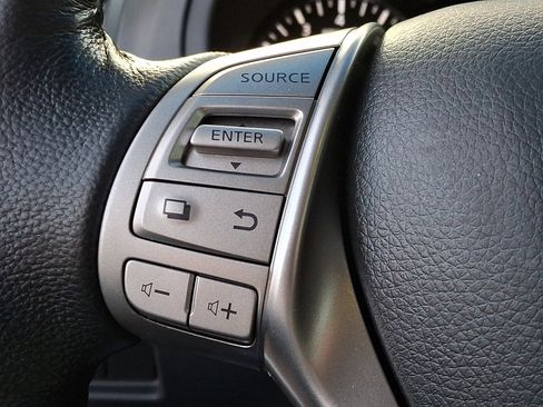 Used 2014 Nissan Altima 2.5 SV image 23