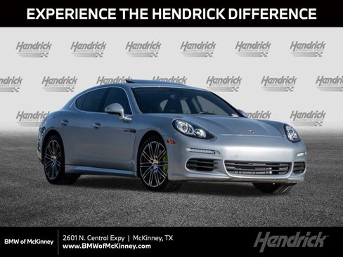 Used 2016 Porsche Panamera S image 1
