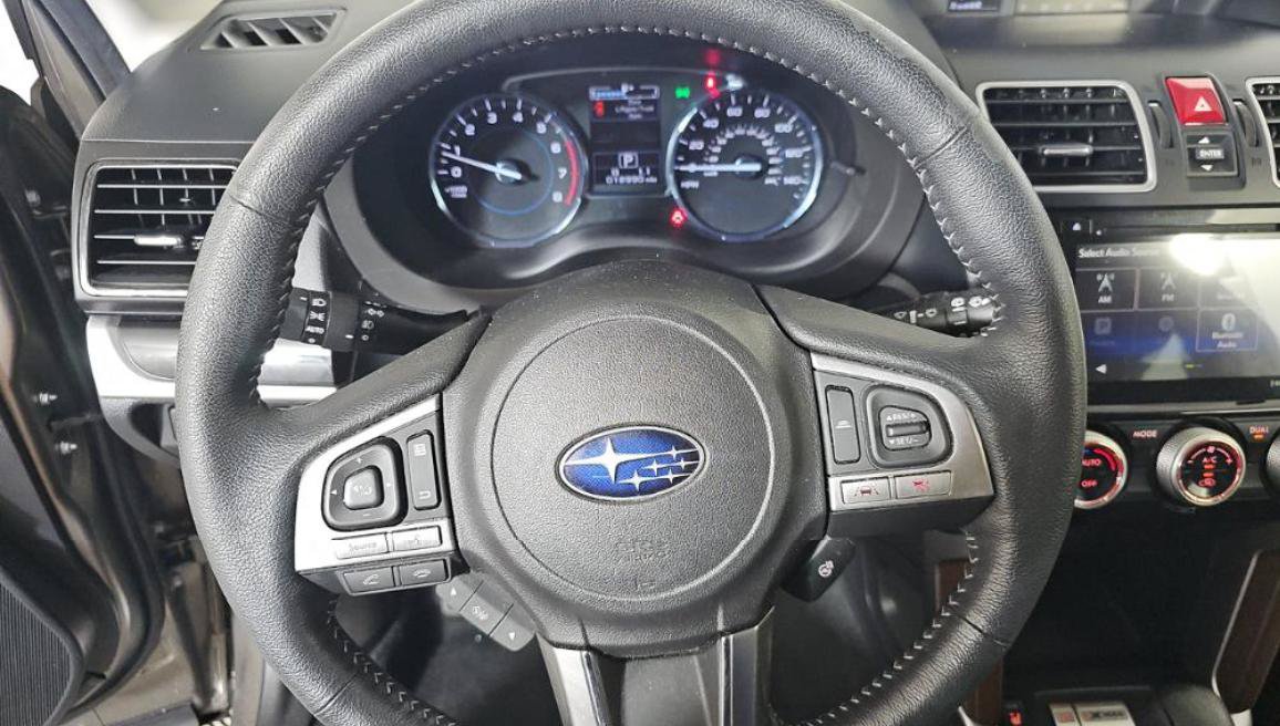 Used 2018 Subaru Forester 2.5i Touring AWD/4WD image 9