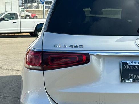 Used 2020 Mercedes-Benz GLS 450 4MATIC image 36