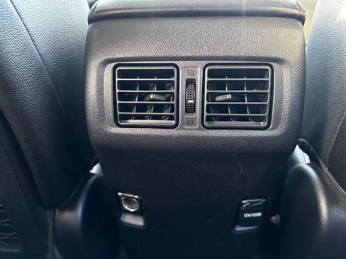 Used 2015 Toyota 4Runner Limited image 22