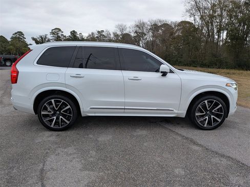 Used 2018 Volvo XC90 T6 Inscription w/ Convenience Package image 3