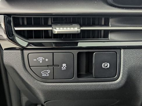 New 2026 Kia Sportage EX FWD image 13