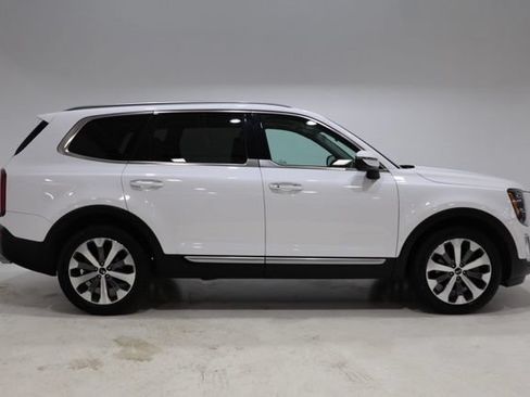 Used 2020 Kia Telluride S FWD image 9