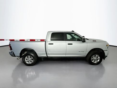 Used 2026 RAM 2500 Big Horn AWD/4WD image 8