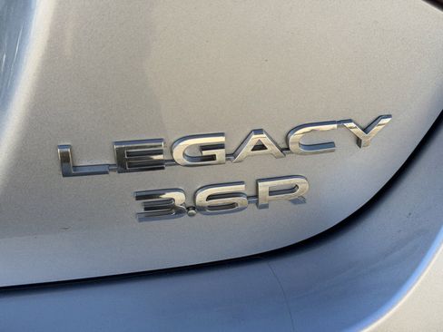 Used 2016 Subaru Legacy 3.6R Limited AWD/4WD image 10