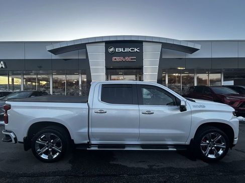 Used 2019 Chevrolet Silverado 1500 High Country image 29