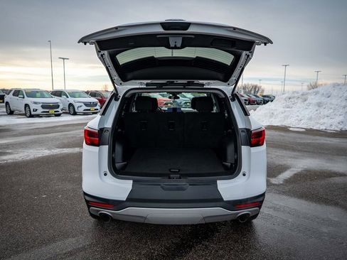 Used 2025 Chevrolet Blazer LT image 12