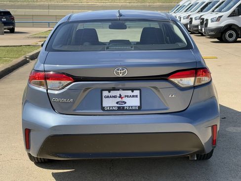 Used 2024 Toyota Corolla LE FWD image 6
