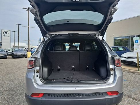 Used 2024 Jeep Compass Latitude AWD/4WD image 25