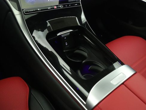 New 2027 Mercedes-Benz GLC 300 image 6