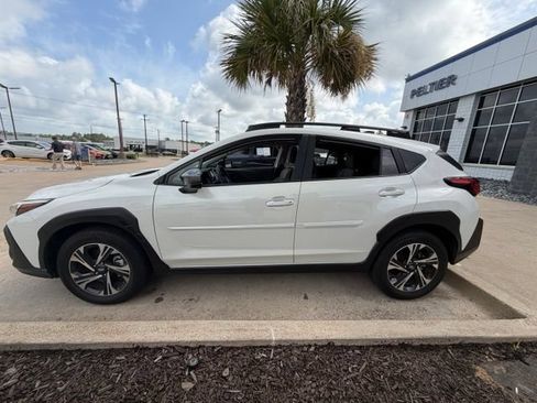 Used 2024 Subaru Crosstrek 2.0i Premium AWD/4WD image 8